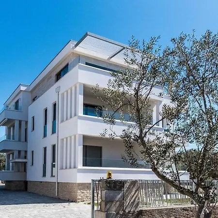 Apartament Birgir In Sukošan