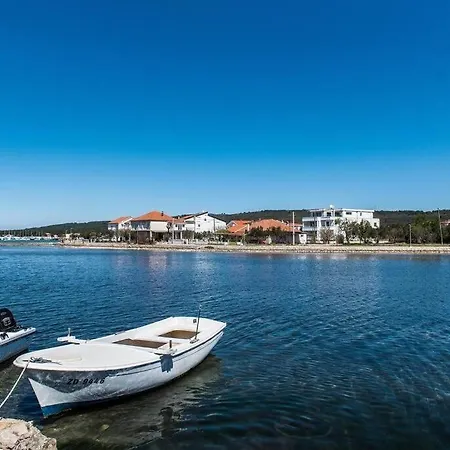 Apartament Birgir In Sukošan