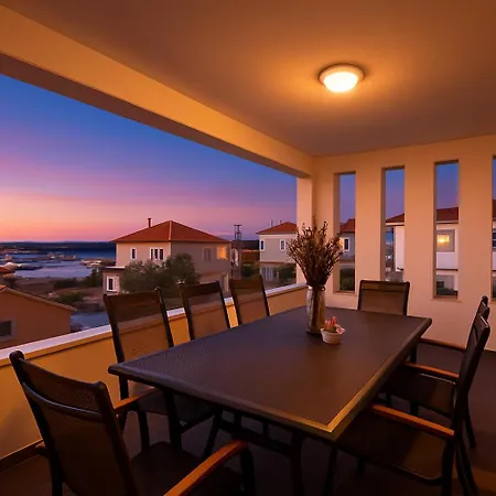 Apartament Birgir In Sukošan